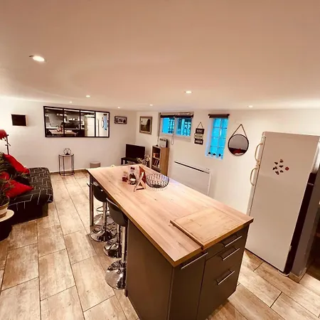 Le Camille Charming With Garden 5 Min Chu Apartamento *