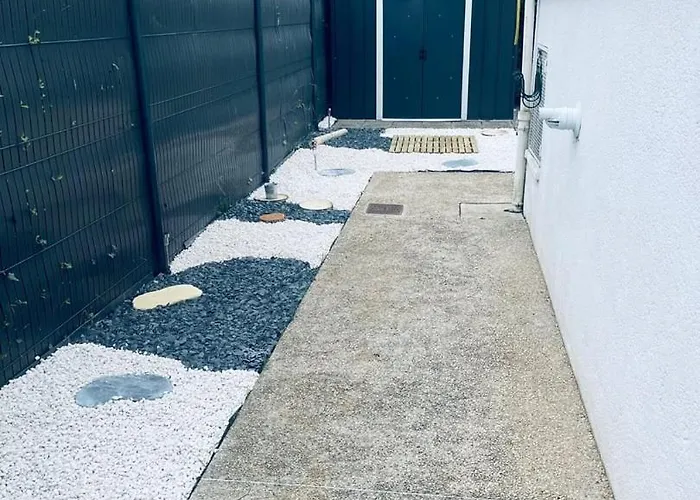 Le Camille Charming With Garden 5 Min Chu Apartmán Poitiers