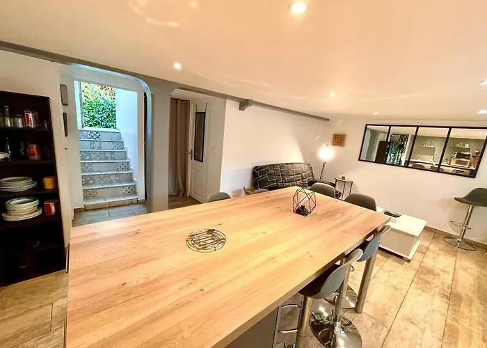 Apartmán Le Camille Charming With Garden 5 Min Chu Poitiers