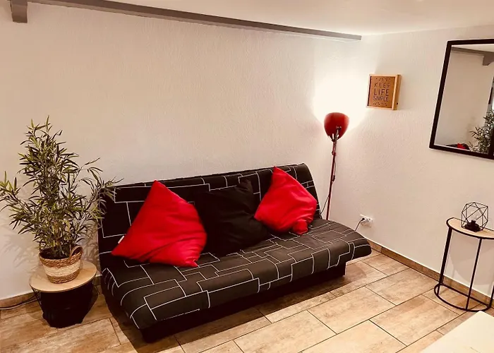 Apartmán Le Camille Charming With Garden 5 Min Chu *