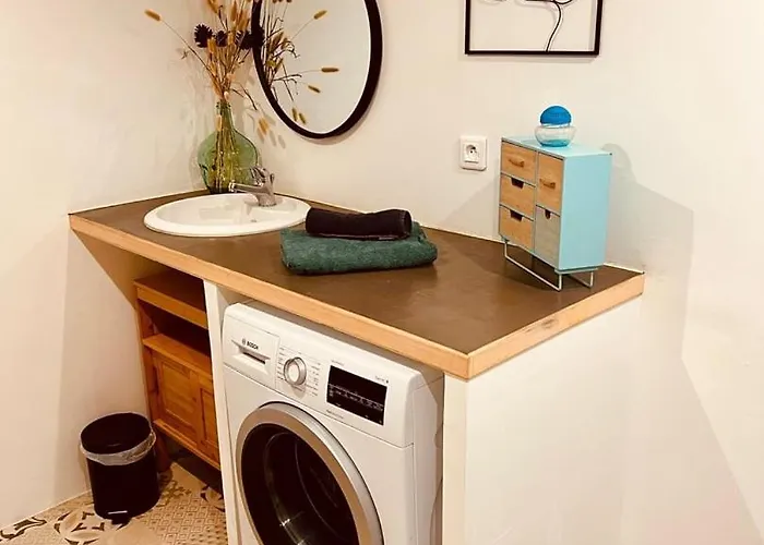 Le Camille Charming With Garden 5 Min Chu Apartamento
